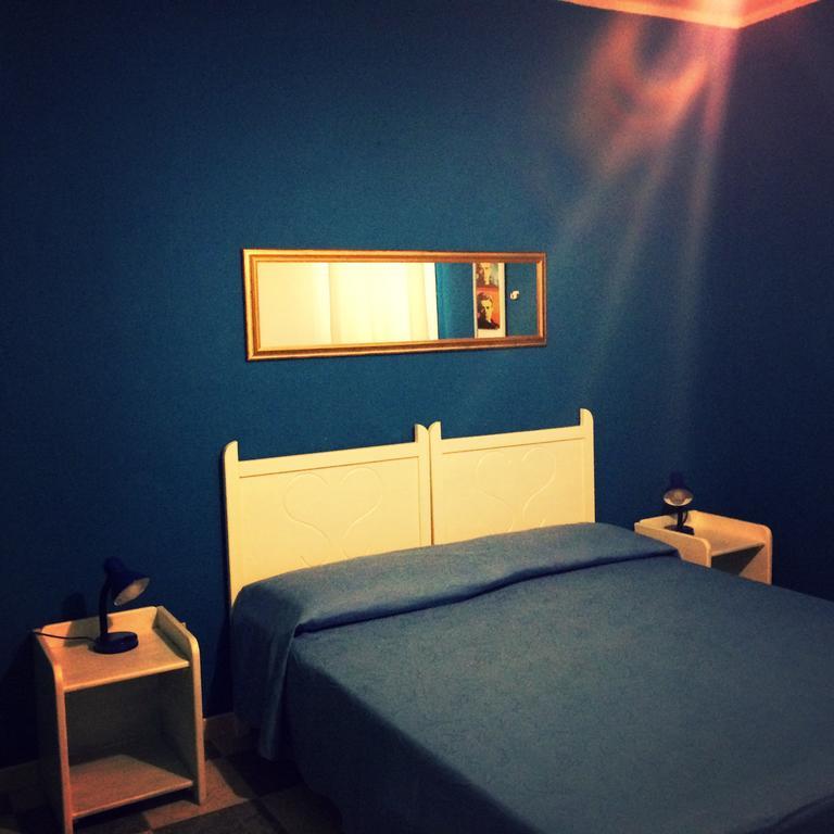 غونيسا En Ville Bed And Breakfast الغرفة الصورة